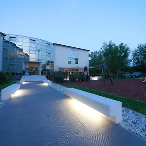 ** Otel Bit Center Slovenya
