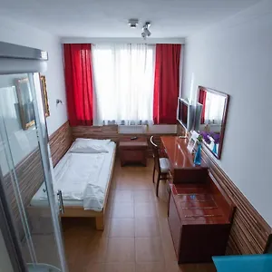 Attache L Contactless Check-in Hotell