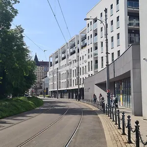 https://mostowa-23-hugo-apartment-self-check-in-24h-air-conditioning.poznan-hotels.com