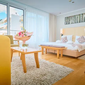 hotellátogatás
