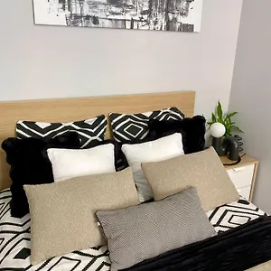https://good-time-apartments-garbary.poznan-hotels.com