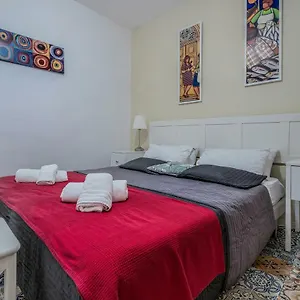 Ajkla Mansion Βαλέτα