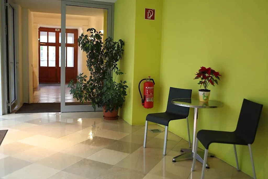 Hotel Caroline Vienna